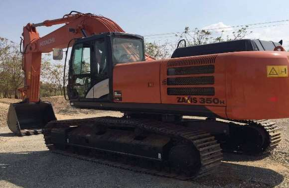 Excavator – Hitachi ZX350H (Unit 1)